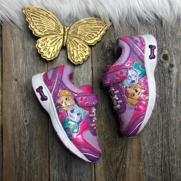 Paw Patrol Other - PawPatrol Girls Sneakers Size 8 Lights Up